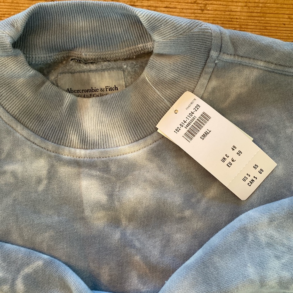 Soft pull over - Picture 2 of 4